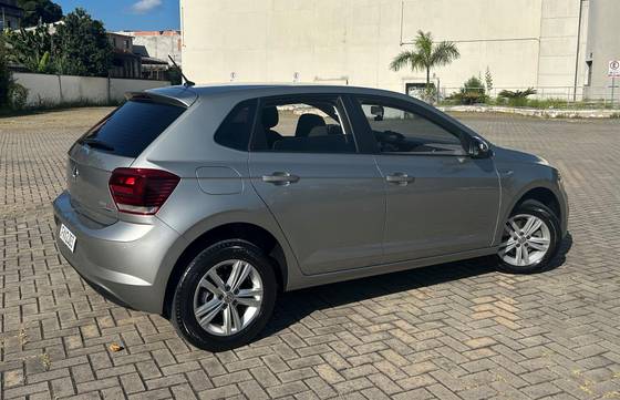 VOLKSWAGEN POLO 1.0 200 TSI COMFORTLINE AUTOMÁTICO